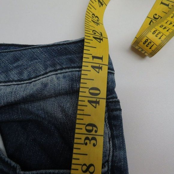 Crazy Train Whiskered Flare Leg Jeans Size 7 Medium Wash Blue Denim 31X32.5 - Picture 7 of 10